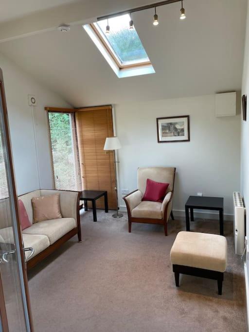 אניסקרי Self Catering Apartment At Beechwalk House. מראה חיצוני תמונה